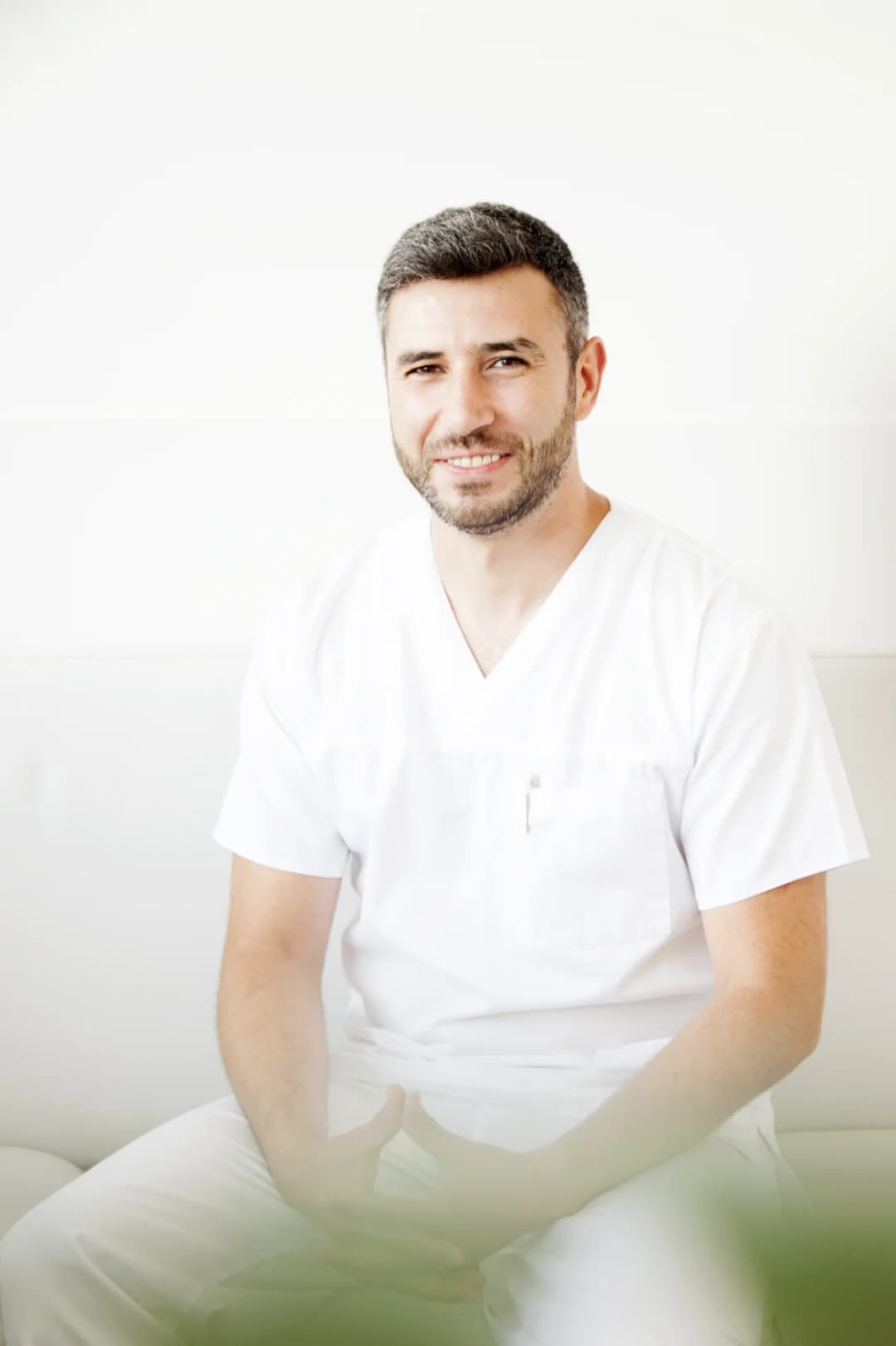 Dr. Vlad Braga - Chirurg Specialist Operație Hernie București
